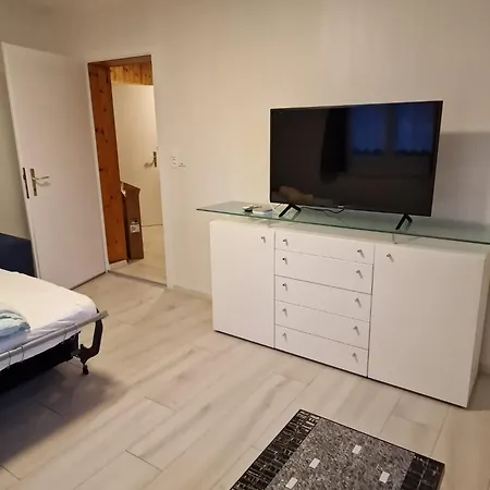 Haus Christania, Obergeschoss, Wallis Apartment Unterbach (Valais)