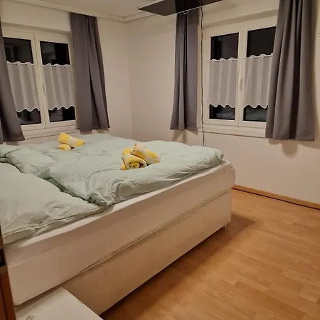 Apartment Haus Christania, Obergeschoss, Wallis