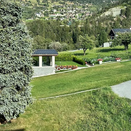 Apartment Haus Christania, Obergeschoss, Wallis